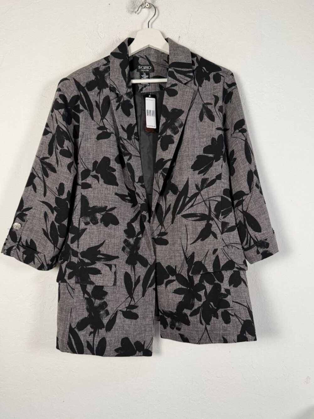 Soho Apparel Womens XL Gray Black Floral Blazer Jacket 3/4 Sleeve Open Front New